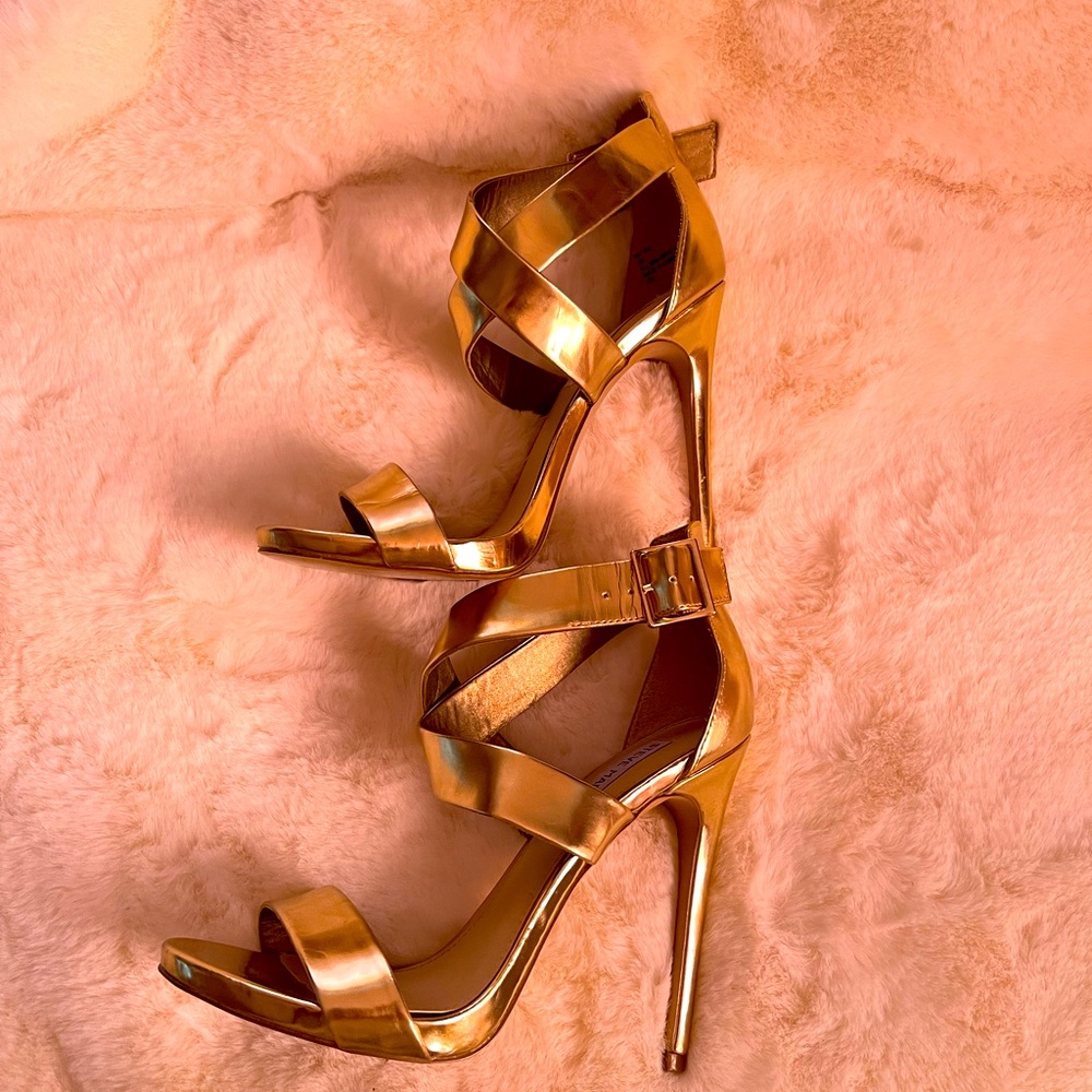 Steve Madden gold sandals